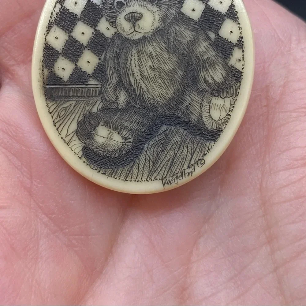 Vintage Etched Teddy Bear Pin